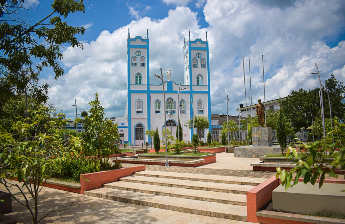 Parque Principal parroquia Derechos PlanetaRica.org